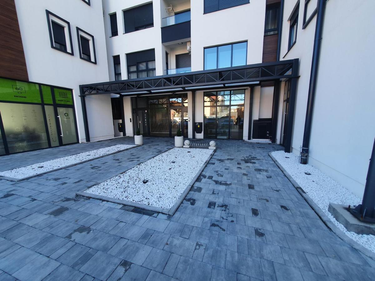 Apartament Lux Opera Banja Luka Zewnętrze zdjęcie